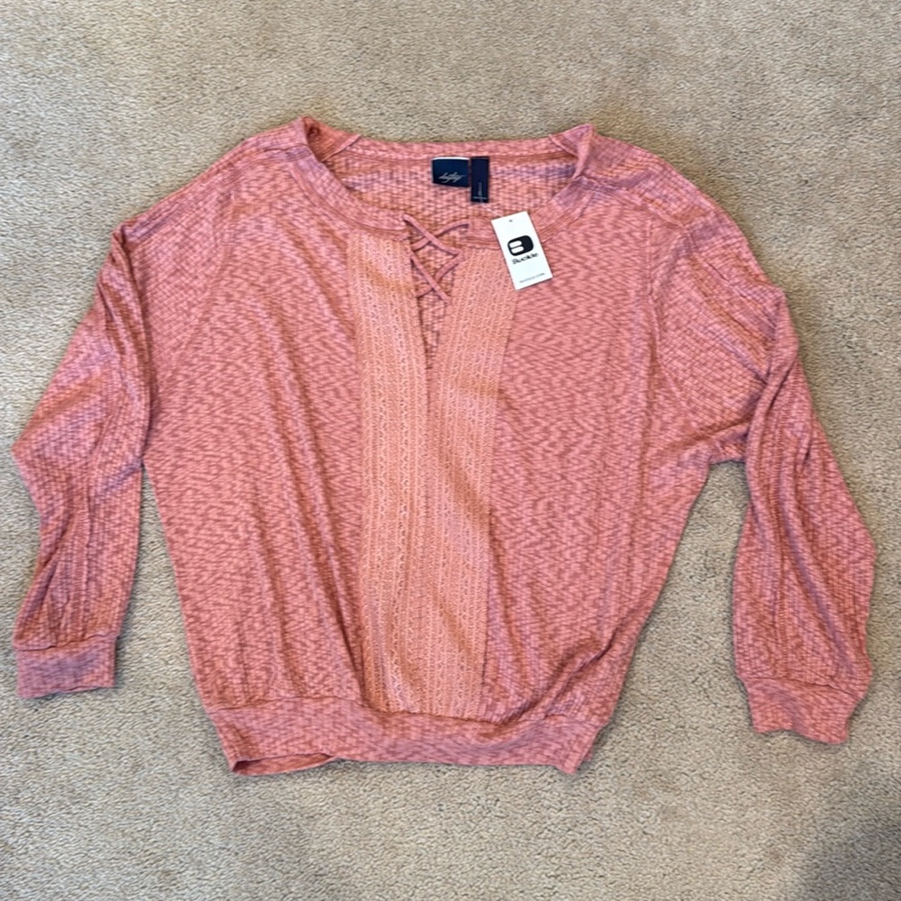 New Daytrip/Buckle Pink Long sleeve L